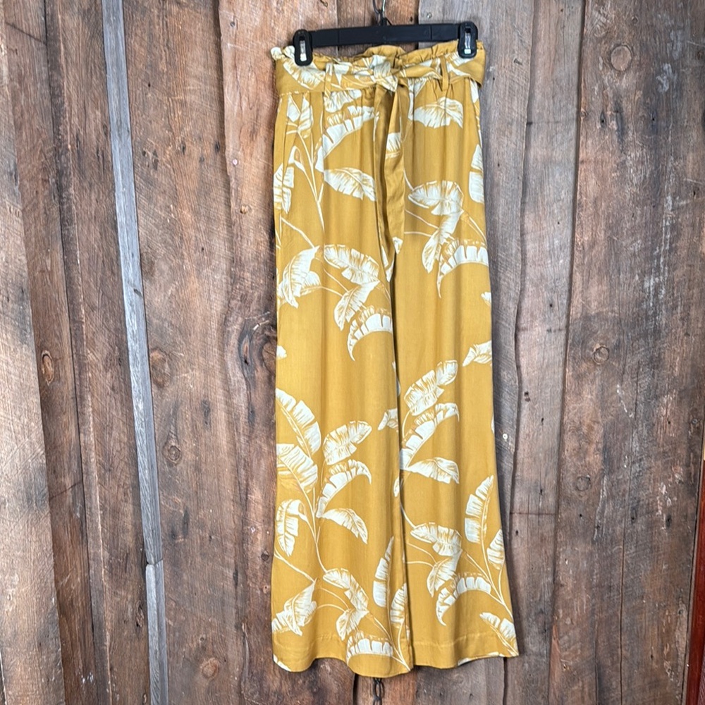 H&M Gold Palm Leaf Print Wide-Leg Pants - Size 4